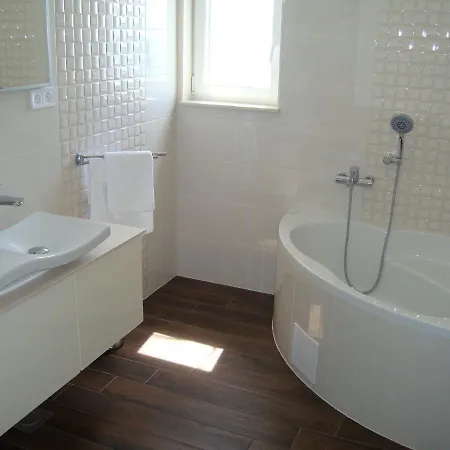 House Karlo Apartment *